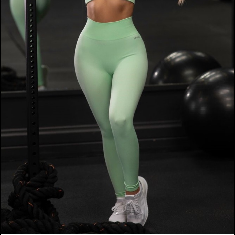 Bo + tee leggings only.